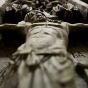Проповідь о.Романа Будзинськтго: чи повинні ми брати участь у Страстях Христа?