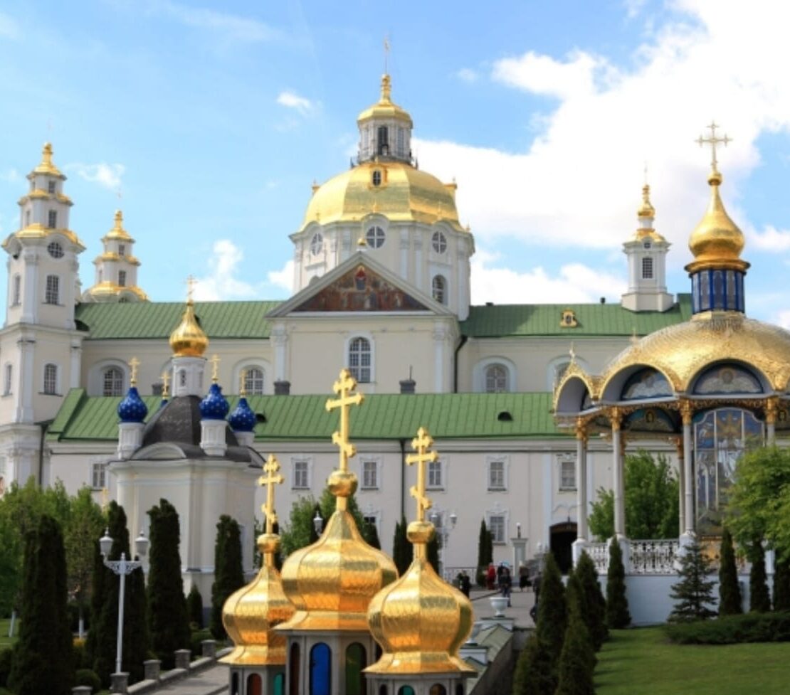 Пресвята Богородице: заступниця та надія вірних у скрутні часи