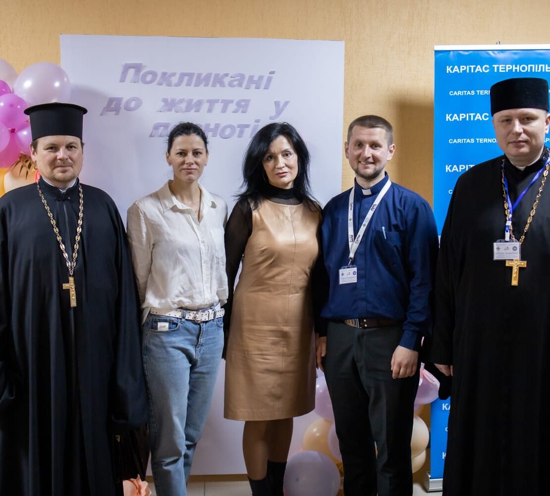 Участь Православної церкви України в подоланні емоційного вигорання, ментальних чи комплексних порушень у молоді