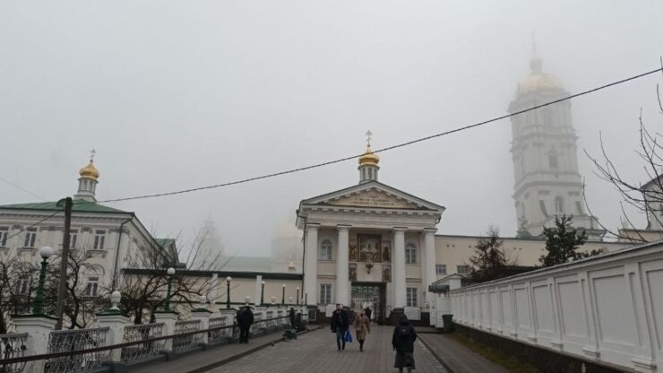Історія Почаївської Лаври та спір про власність між Православною та Українською Греко-Католицькою Церквами