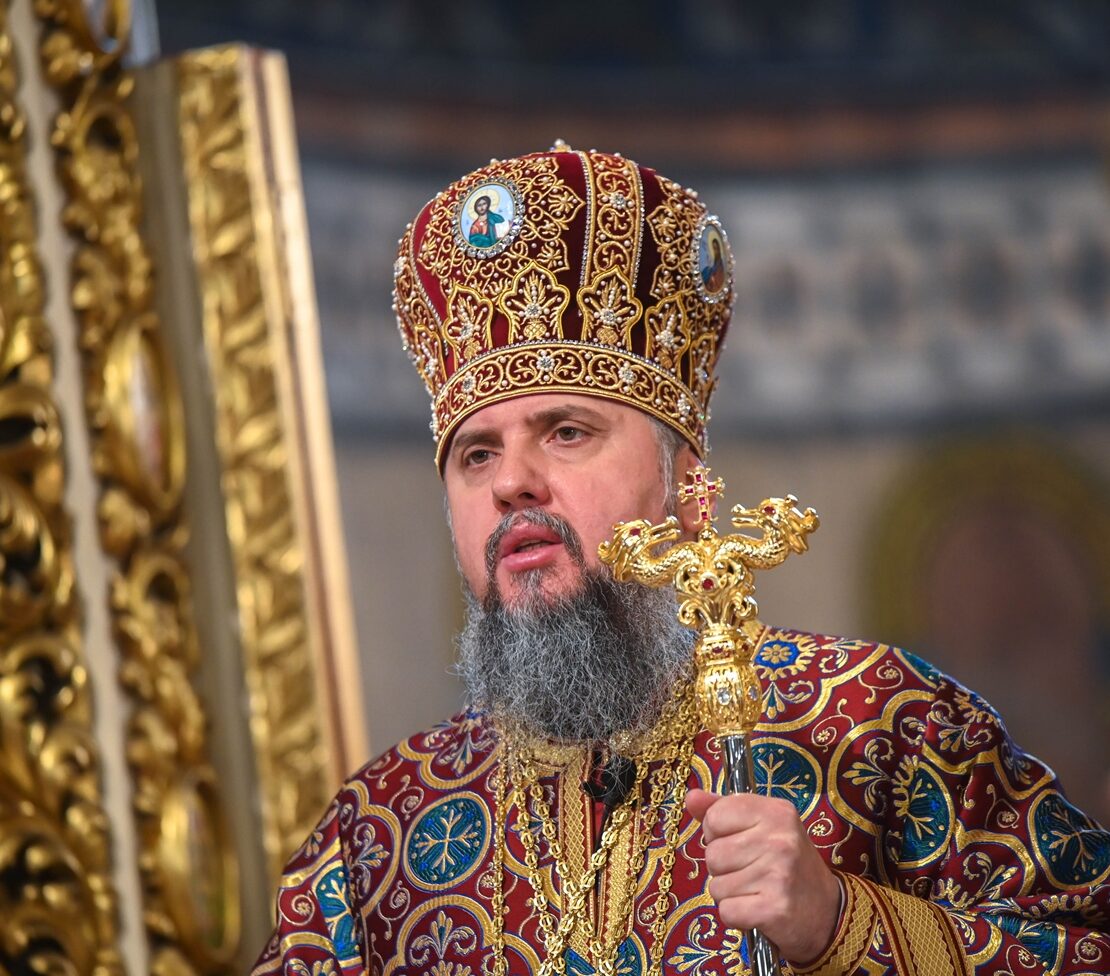 Хрест Господній: символ глибокого жертовного смирення та перемоги над злом" - проповідь Митрополита Епіфанія на Хрестопоклонну неділю Великого посту