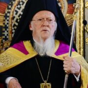 Вселенський Патріарх заявив, що ми повинні завжди бути за мир, життя і збереження, а не за конфлікт, смерть і знищення