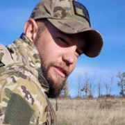 Пам'ятаймо героїв: історія Дмитра Лобача та пам'ятаємо, що інші потребують нашої духовної та матеріальної допомоги