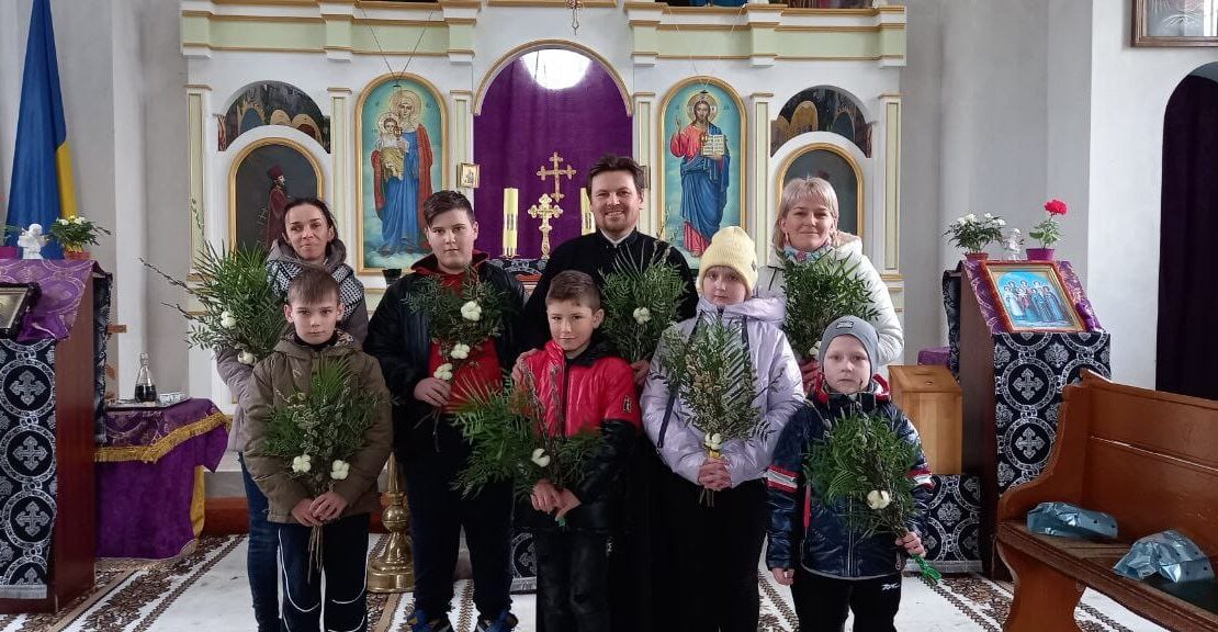 Традиція складання та освячення вербових гілочок: символ Вербної неділі