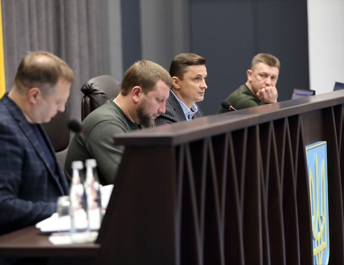 Тернопільська обласна рада вимагає негайних рішучих дій щодо узаконення переходу громад до Православної Церкви УкраїниТернопільська обласна рада вимагає негайних рішучих дій щодо узаконення переходу громад до Православної Церкви України