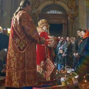 Символ надії та віри на майбутнє України - Великдень