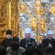 Збройні сили України отримали перших професійних військових капеланів та їхній прапор: благословіння та нагороди від Блаженнішого Митрополита Епіфанія