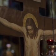 Християни вшановують останні дні Ісуса Христа на землі.