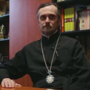 «Якщо зараз розірвати договір оренди МП зможе вивезти мощі й ікони». Як повернути Почаївську лавру та її парафіян