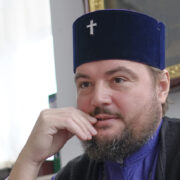 Митрополит також розповідає про вплив російської агресії на релігійне життя в Україні та співіснування двох церков.