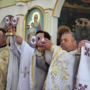 ФОТО/ВІДЕО/Божественна літургія в храмі Святих Жон Мироносиць у с. Почапинці