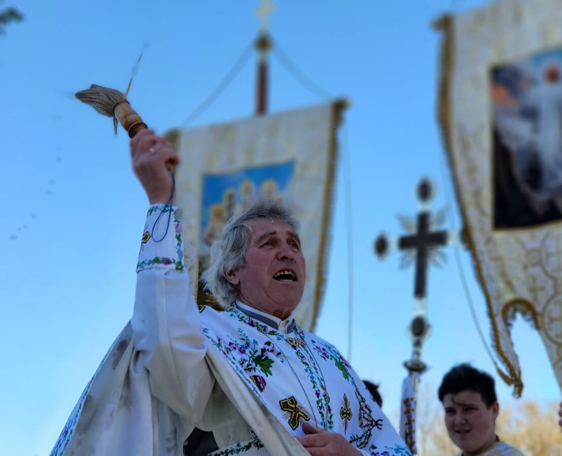 Освячення води на храмовому святі Святих Жон-Мироносиць: традиція та символіка.