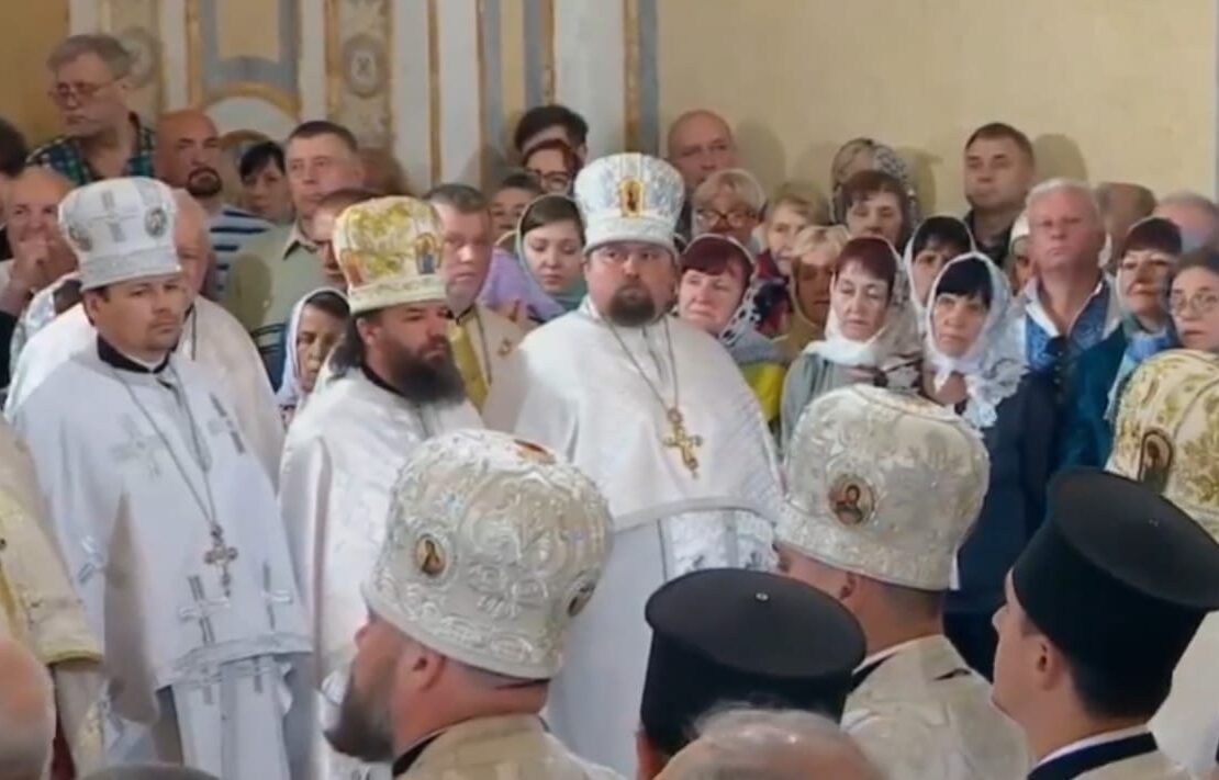 Важлива подія для протоієрея Романа Будзинського настоятеля ставропігійної громади свв. Жон-Мироносиць УПЦ (ПЦУ) с.Почапинці, Тернопільської області - святкове Богослужіння в Успенському соборі Києво-Печерської лаври