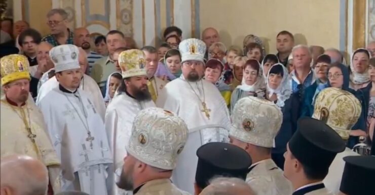 Важлива подія для протоієрея Романа Будзинського настоятеля ставропігійної громади свв. Жон-Мироносиць УПЦ (ПЦУ) с.Почапинці, Тернопільської області - святкове Богослужіння в Успенському соборі Києво-Печерської лаври
