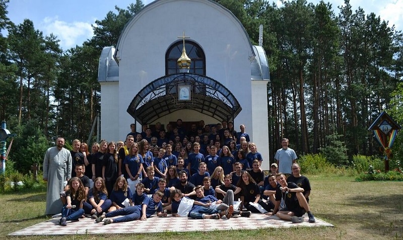 Приєднуйся до православного молодіжного табору "Вірля-2023" та знайди духовну наснагу!