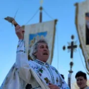Вельмишанованого священика вітають з непохитною вірністю Богу та безкорисливою любов'ю до ближнього.