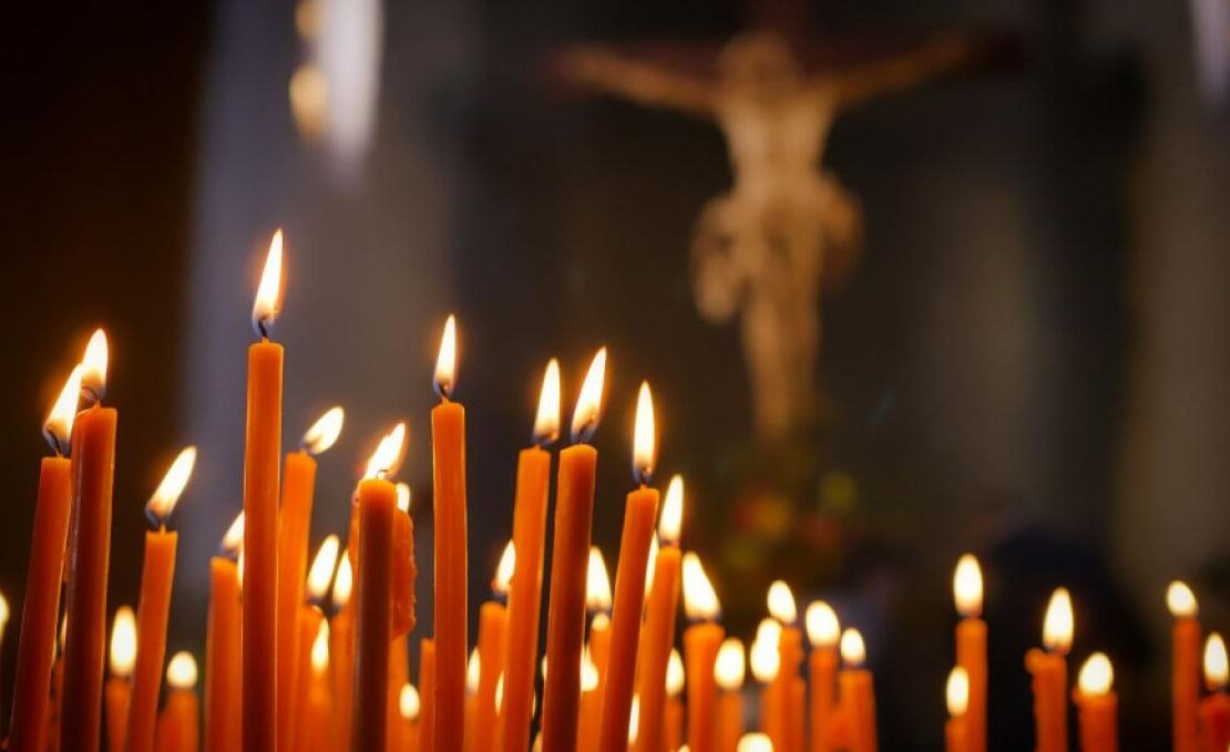 Релігійна практика, що зберігає наслідки життя та вшановує спадщину