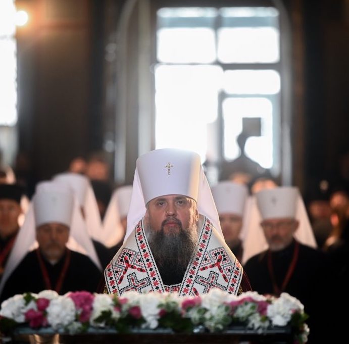 Автокефальна УПЦ визначає свою роль в українському суспільстві