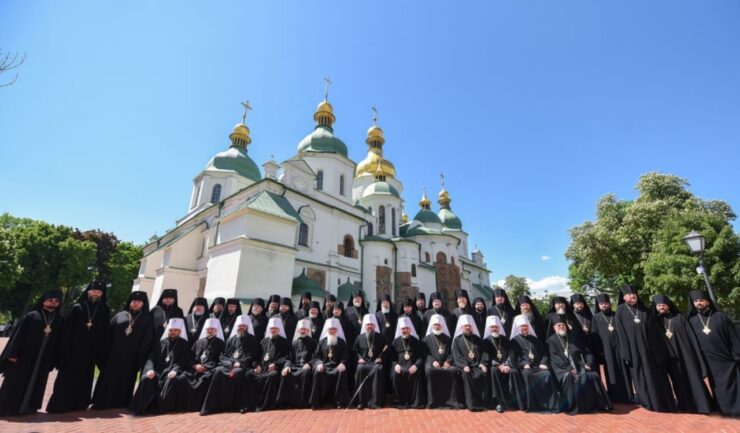 Доповідь Митрополита Епіфанія та рішення про перехід на Новоюліанський календар на порядку денному Собору
