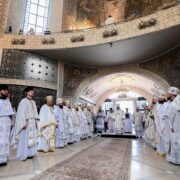 Блаженнійший Митрополит Епіфаній звершив Божественну літургію у Спасо-Преображенському соборі