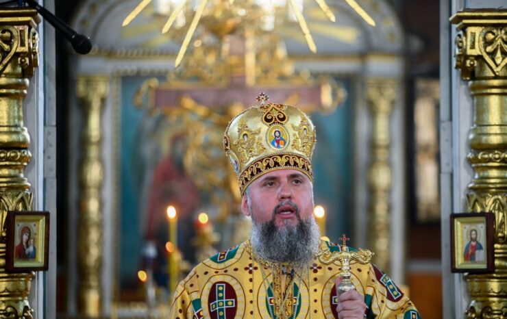 Молебень за перемогу України: Предстоятель звершив богослужіння у Городищі