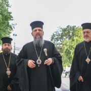 Представник Вселенського Патріарха прибув до України для підтримки та співпраці